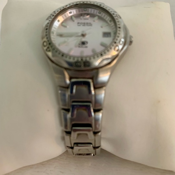 Fossil Blue Woman’s Silver Stainless Steel Water Resistant Watch 3634 - Picture 3 of 12